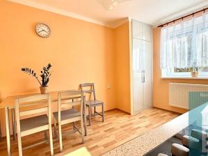 Pronájem bytu 2+1, Kroměříž, Vrobelova, 56 m2