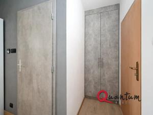 Pronájem bytu 1+kk, Praha - Michle, V zápolí, 36 m2