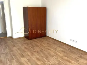Pronájem bytu 1+1, Olomouc, Na Bystřičce, 36 m2