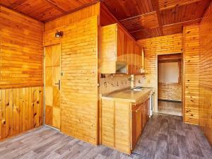 Prodej bytu 3+1, Volary, Sídl. Míru, 65 m2
