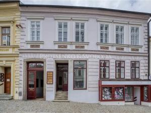 Pronájem kanceláře, Třebíč, Hasskova, 127 m2