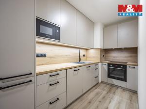 Pronájem bytu 2+kk, Praha - Hloubětín, Poděbradská, 59 m2