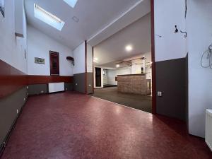 Pronájem obchodního prostoru, Vojkovice, Blatná, 170 m2