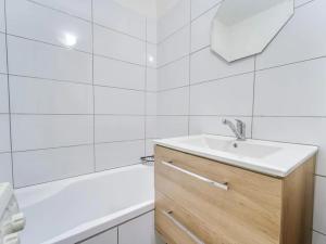 Pronájem bytu 2+1, Habartov, Čs. armády, 57 m2