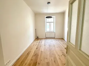 Prodej bytu 1+1, Praha - Smíchov, Holečkova, 36 m2