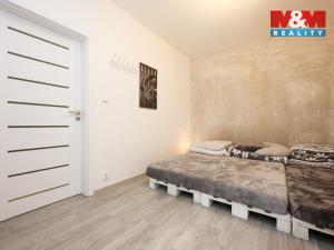 Prodej bytu 3+1, Olomouc - Neředín, Stiborova, 70 m2
