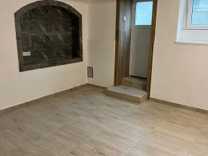 Pronájem bytu 2+kk, Pardubice, Sladkovského, 35 m2