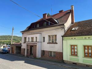 Prodej rodinného domu, Manětín, 250 m2
