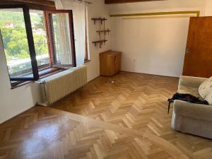 Prodej rodinného domu, Manětín, 250 m2