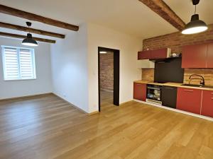 Pronájem bytu 2+kk, Domažlice, Tovární, 48 m2