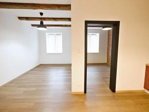 Pronájem bytu 2+kk, Domažlice, Tovární, 48 m2
