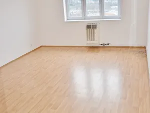Pronájem bytu 2+kk, Praha, Sedlčanská, 55 m2