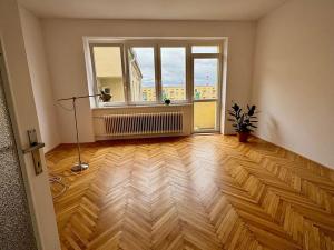 Pronájem bytu 1+1, Brno, Hoblíkova, 45 m2
