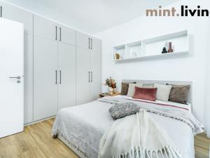 Pronájem bytu 3+kk, Praha - Vysočany, Odkolkova, 85 m2