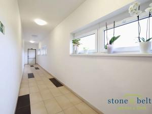 Pronájem bytu 2+kk, Praha - Stodůlky, Svitákova, 52 m2