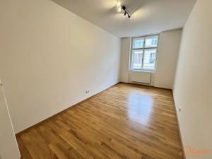 Pronájem bytu 2+kk, Praha - Staré Město, Národní, 65 m2