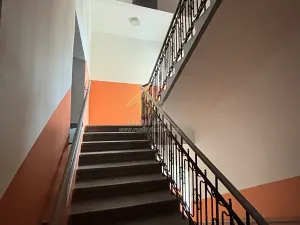 Prodej bytu 3+kk, Plzeň, Lobezská, 61 m2