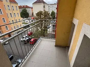 Prodej bytu 3+kk, Plzeň, Lobezská, 61 m2