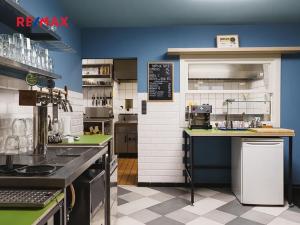 Pronájem restaurace, Praha - Smíchov, Křížová, 236 m2