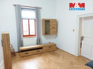 Pronájem bytu 2+1, Mělník, náměstí Karla IV., 57 m2