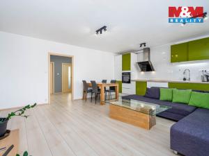 Prodej bytu 3+kk, Praha - Ruzyně, U valu, 69 m2