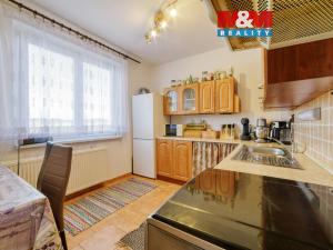 Prodej bytu 3+1, Bor, Nádražní, 67 m2