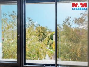 Prodej bytu 4+kk, Praha - Holyně, náměstí Pod lípou, 128 m2