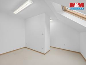Prodej obchodního prostoru, Rožnov, 122 m2