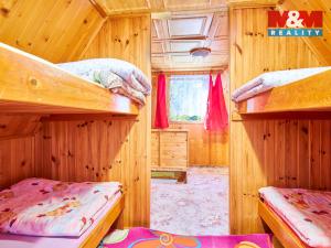 Prodej chaty, Lišov, 375 m2