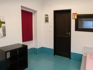 Prodej obchodního prostoru, Jesenice, 750 m2