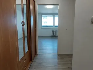 Pronájem bytu 2+1, Praha - Hloubětín, Kukelská, 46 m2