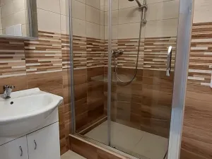 Pronájem bytu 2+1, Praha - Hloubětín, Kukelská, 46 m2