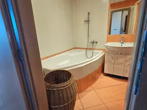 Pronájem bytu 3+1, Třebíč, Novodvorská, 70 m2