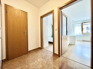 Pronájem bytu 2+kk, Praha - Nusle, Mojmírova, 48 m2
