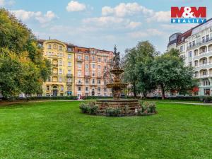 Prodej bytu 4+1, Praha - Smíchov, Zborovská, 141 m2