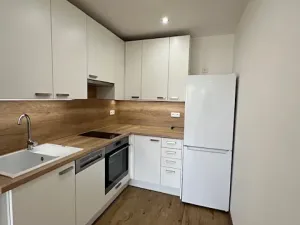 Pronájem bytu 2+kk, Nové Strašecí, Zahradní, 43 m2