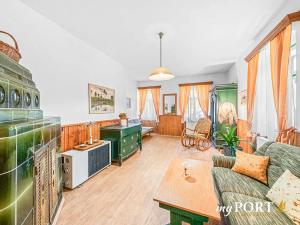 Prodej rodinného domu, Kostelec, 200 m2