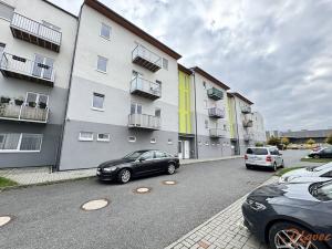 Pronájem bytu 1+kk, Kladno, Generála Selnera, 35 m2