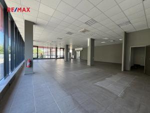 Pronájem obchodního prostoru, Hradec Králové, třída Edvarda Beneše, 220 m2