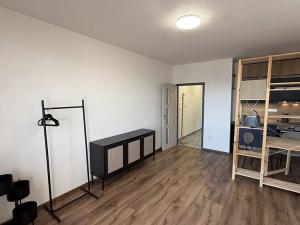 Pronájem bytu 1+kk, Rožnov pod Radhoštěm, Valašská, 28 m2