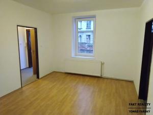 Pronájem bytu 2+1, Děčín, Teplická, 58 m2
