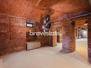 Prodej komerční, Praha - Karlín, Pernerova, 335 m2