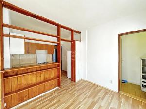 Pronájem bytu 2+1, Praha - Karlín, Pernerova, 79 m2