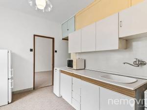 Pronájem bytu 2+1, Praha - Hloubětín, Zelenečská, 51 m2