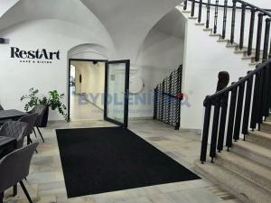 Pronájem kanceláře, České Budějovice, nám. Přemysla Otakara II., 31 m2