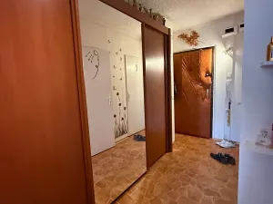 Prodej bytu 2+kk, Praha - Horní Měcholupy, Veronské nám., 45 m2