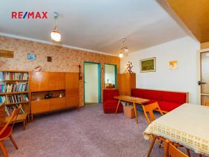 Prodej bytu 3+1, Praha - Modřany, U zastávky, 57 m2