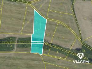 Prodej podílu pole, Sulice, 860 m2