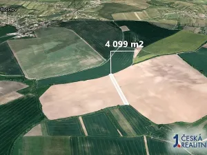 Prodej podílu pole, Ořechov, 2732 m2