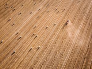 Prodej podílu pole, Mníšek pod Brdy, 5701 m2